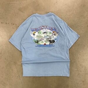 Vintage Whistler Canada Destination Nature Ski Outdoors T-Shirt Size L